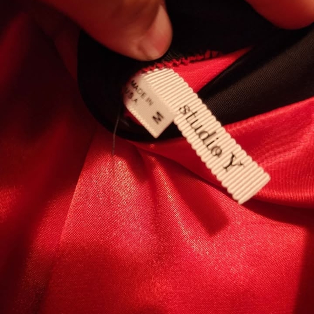 Red and Black Floral Kimono Top - Picture 2 of 3